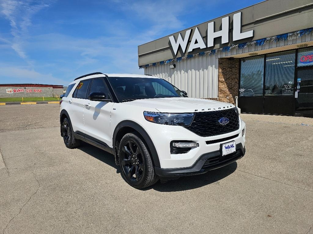2023 Ford Explorer ST-LINE 4WD's photo