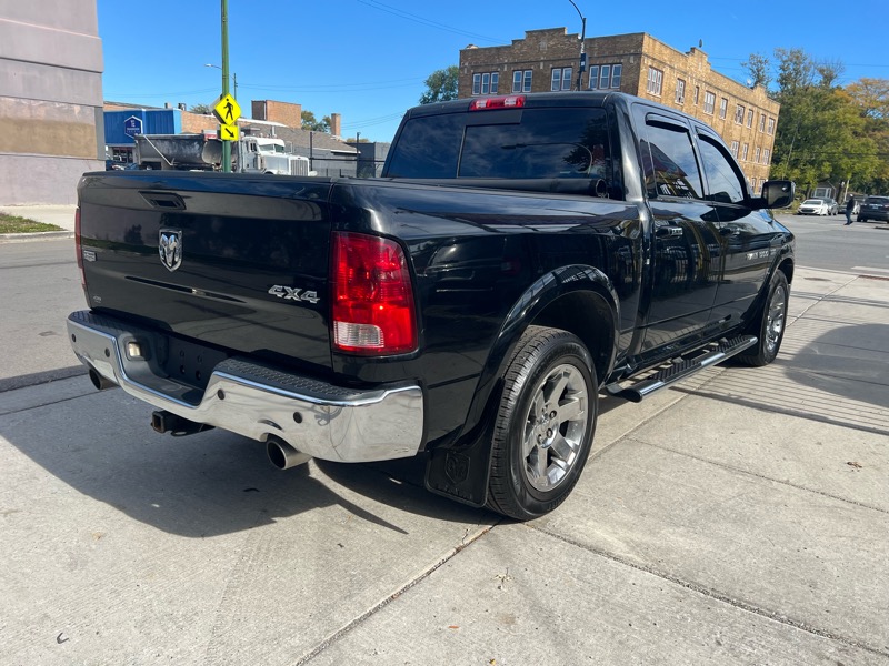 RAM 1500 Laramie Crew Cab 4WD 2012 RAM 1500 Laramie Crew Cab 4WD 2012