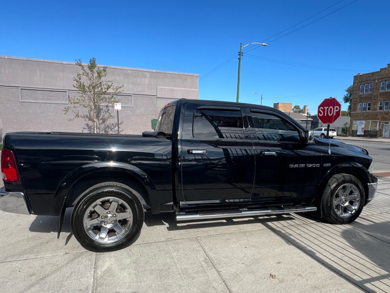 RAM 1500 Laramie Crew Cab 4WD 2012 RAM 1500 Laramie Crew Cab 4WD 2012