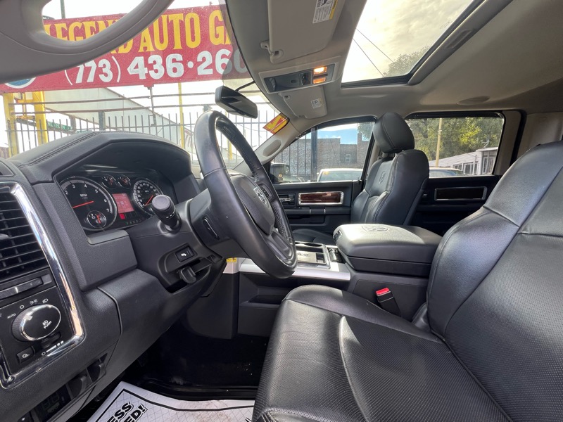 RAM 1500 Laramie Crew Cab 4WD 2012 RAM 1500 Laramie Crew Cab 4WD 2012