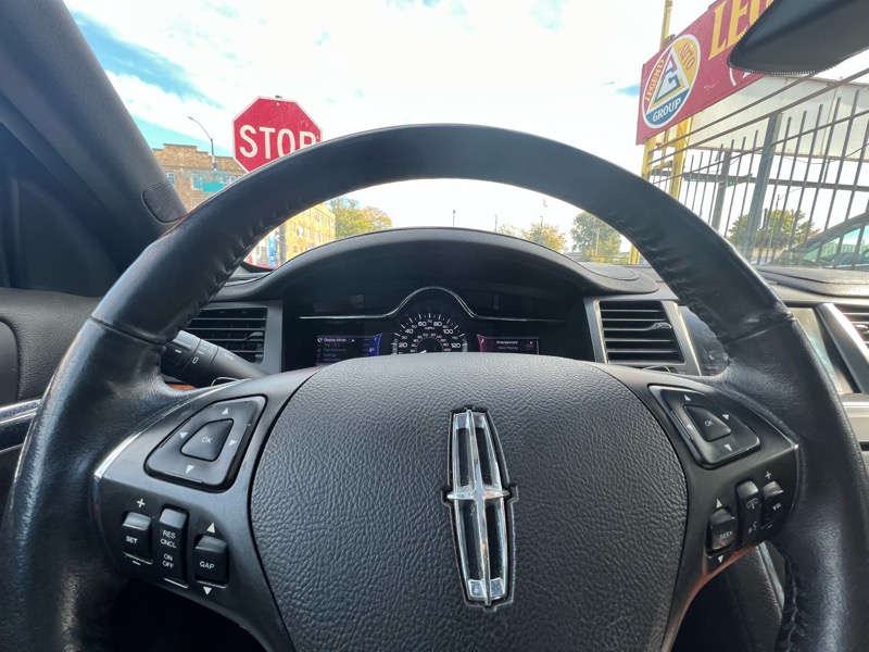 Lincoln MKS FWD 2013 Lincoln MKS FWD 2013