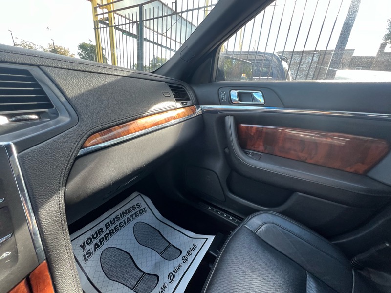 Lincoln MKS FWD 2013 Lincoln MKS FWD 2013