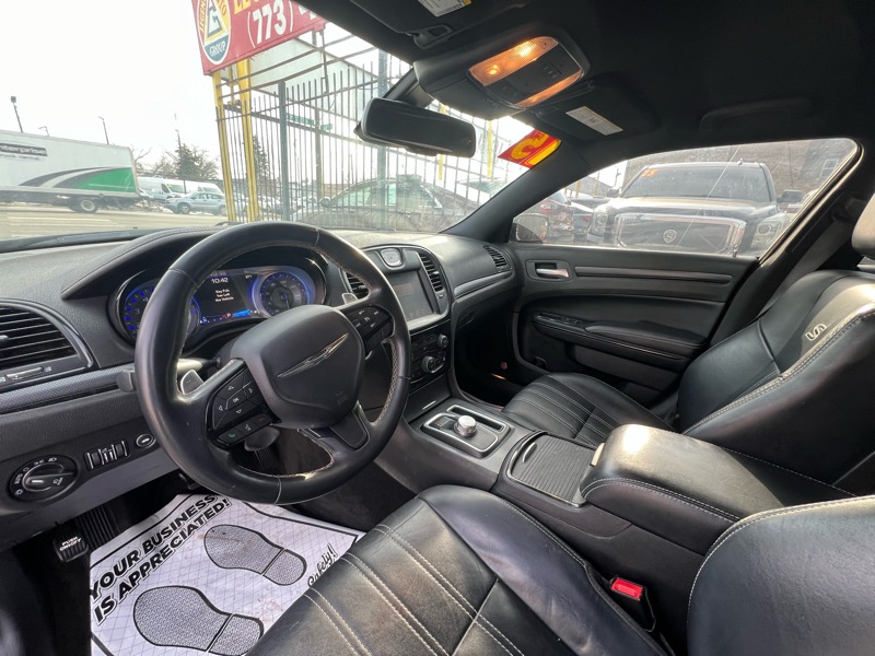 Chrysler 300 S V6 RWD 2015