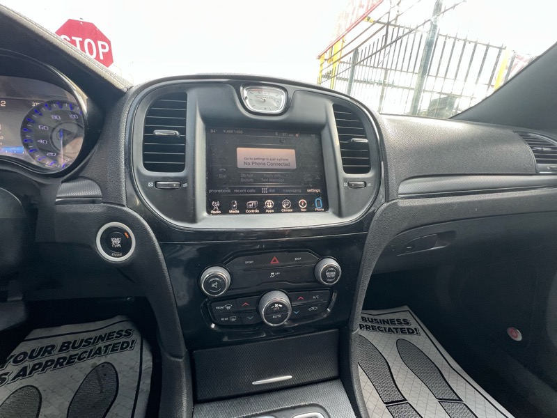 Chrysler 300 S V6 RWD 2015