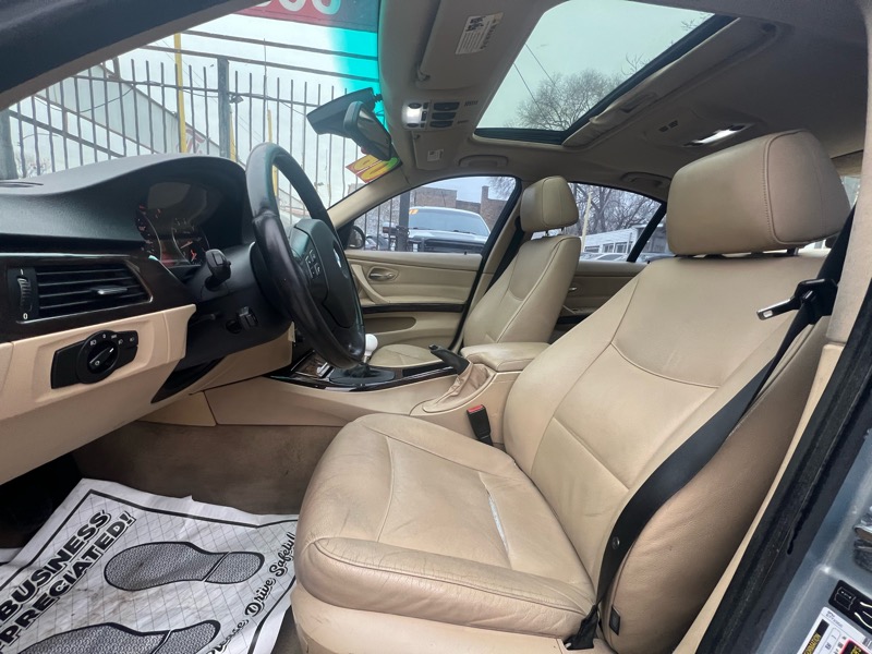 BMW 3-Series 325i Sedan 2006