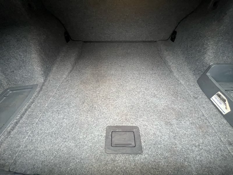 BMW 3-Series 325i Sedan 2006