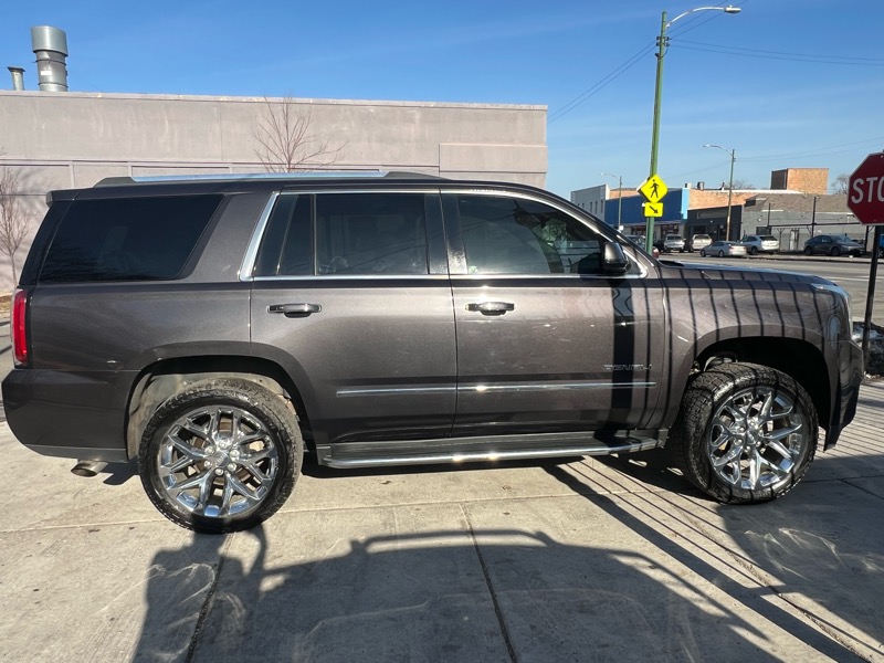 GMC Yukon Denali 4WD 2016