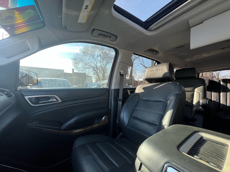 GMC Yukon Denali 4WD 2016