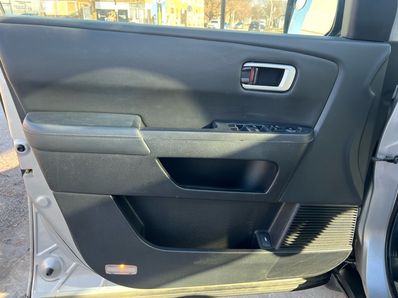 Honda Pilot EX-L 4WD 5-Spd AT 2011