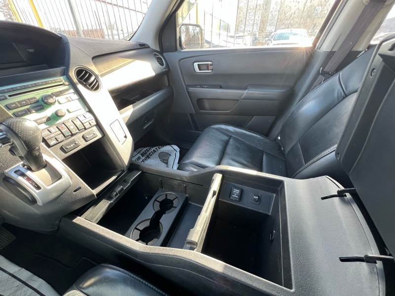 Honda Pilot EX-L 4WD 5-Spd AT 2011