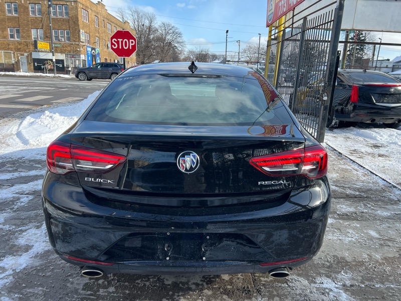 Buick Regal Preferred 4D Sportback FWD 2018