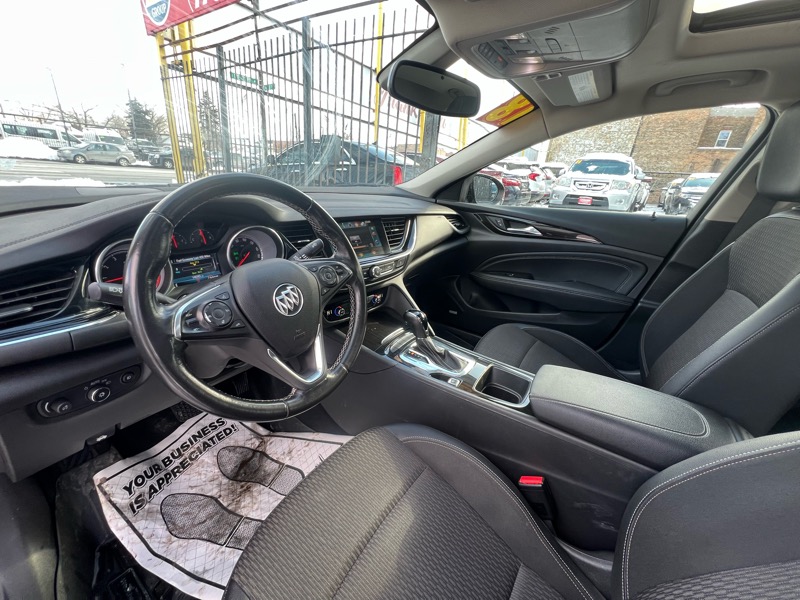 Buick Regal Preferred 4D Sportback FWD 2018