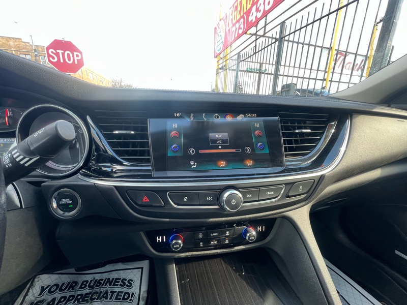 Buick Regal Preferred 4D Sportback FWD 2018