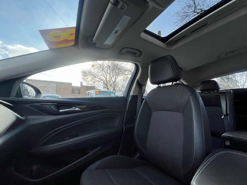 Buick Regal Preferred 4D Sportback FWD 2018