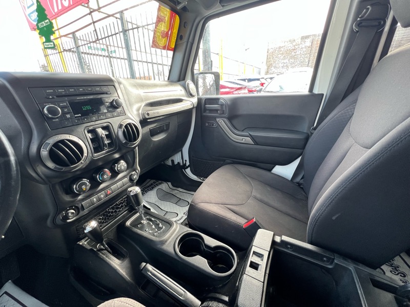 Jeep Wrangler Unlimited Sport 4WD 2015