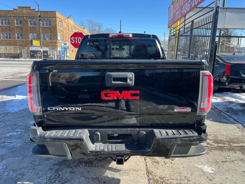 GMC Canyon All Terrain Crew Cab 4WD 2016