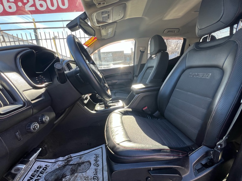 GMC Canyon All Terrain Crew Cab 4WD 2016