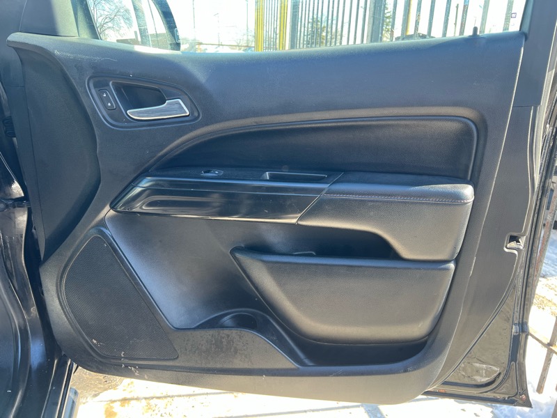 GMC Canyon All Terrain Crew Cab 4WD 2016