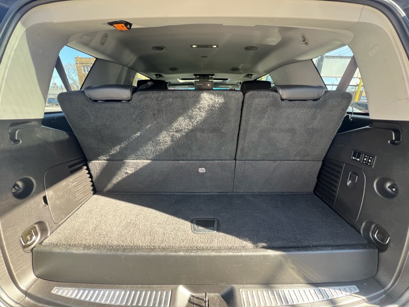 GMC Yukon Denali 4WD 2015