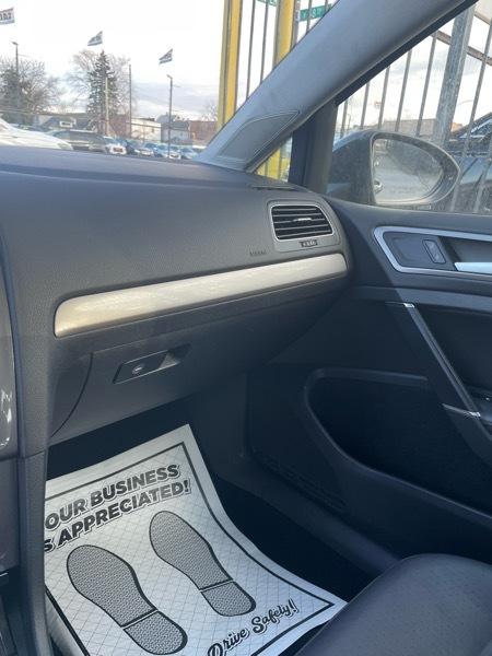 Volkswagen e-Golf SEL Premium 2015