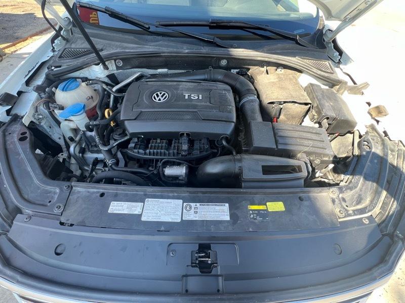 Volkswagen Passat SE w/Technology 2017