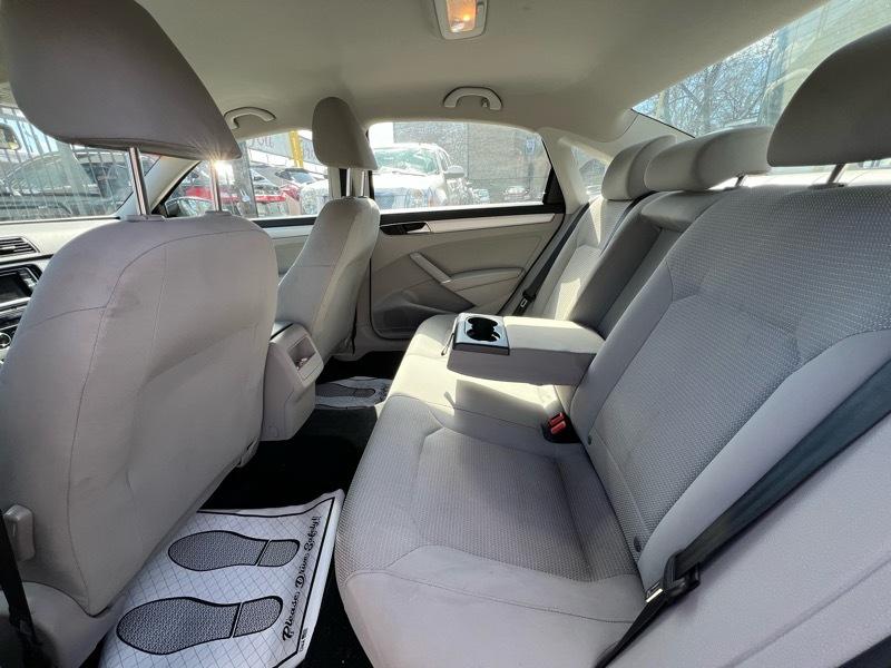 Volkswagen Passat S PZEV 6A 2016