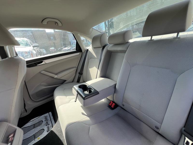 Volkswagen Passat S PZEV 6A 2016