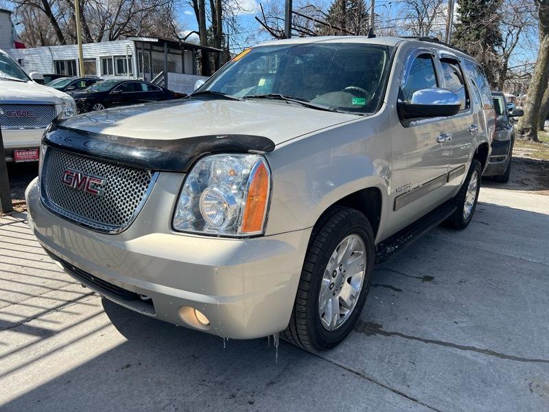 GMC Yukon SLT1 4WD 2011