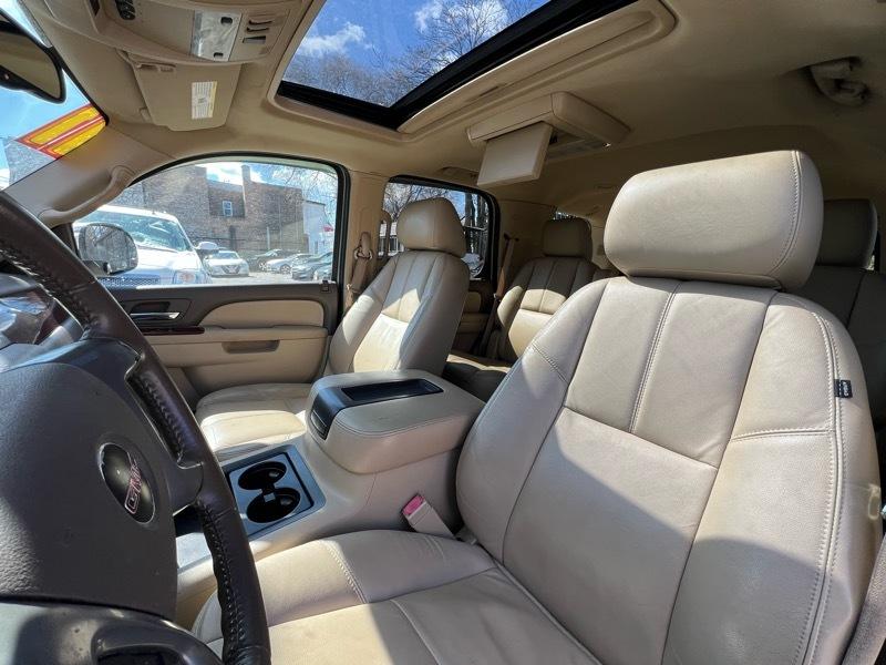 GMC Yukon SLT1 4WD 2011