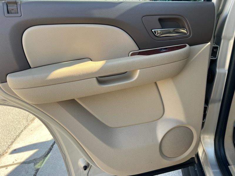 GMC Yukon SLT1 4WD 2011