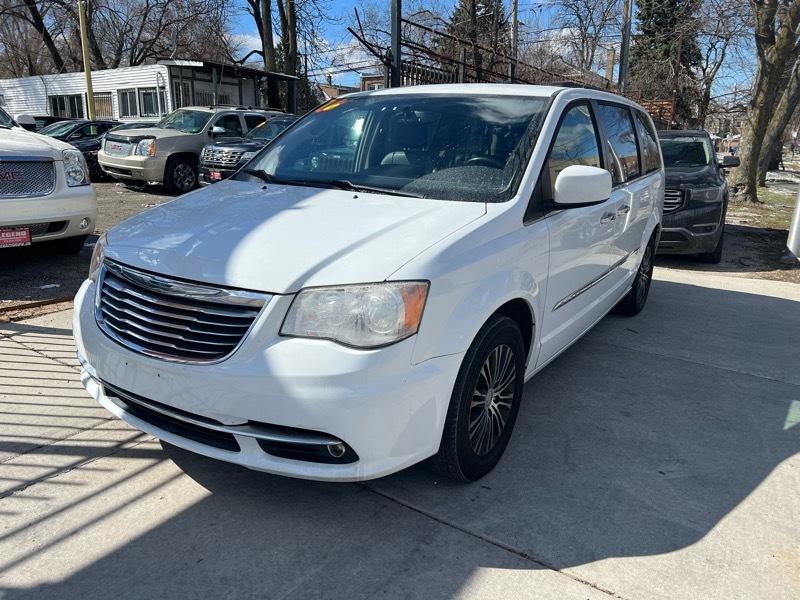 Chrysler Town & Country Touring 2016