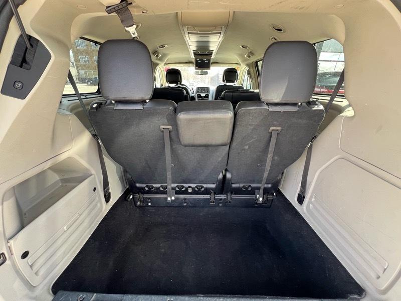 Chrysler Town & Country Touring 2016