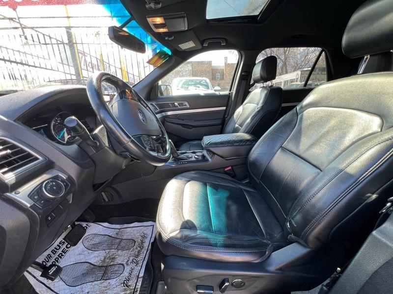 Ford Explorer XLT 4WD 2017