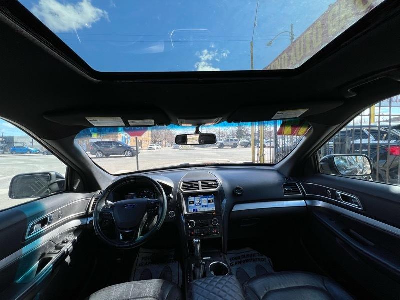 Ford Explorer XLT 4WD 2017