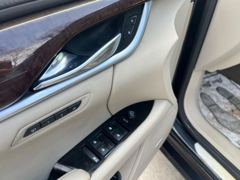 Cadillac XTS Luxury AWD 2014