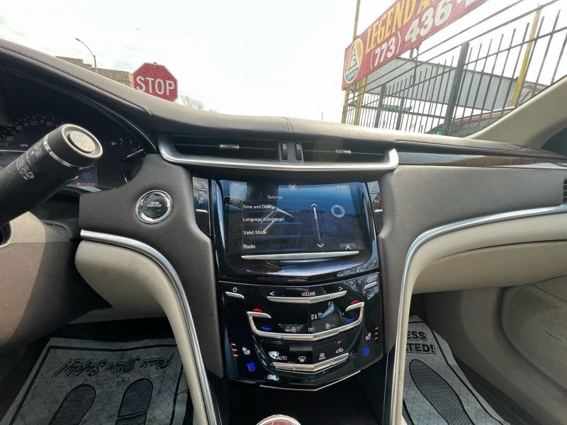 Cadillac XTS Luxury AWD 2014