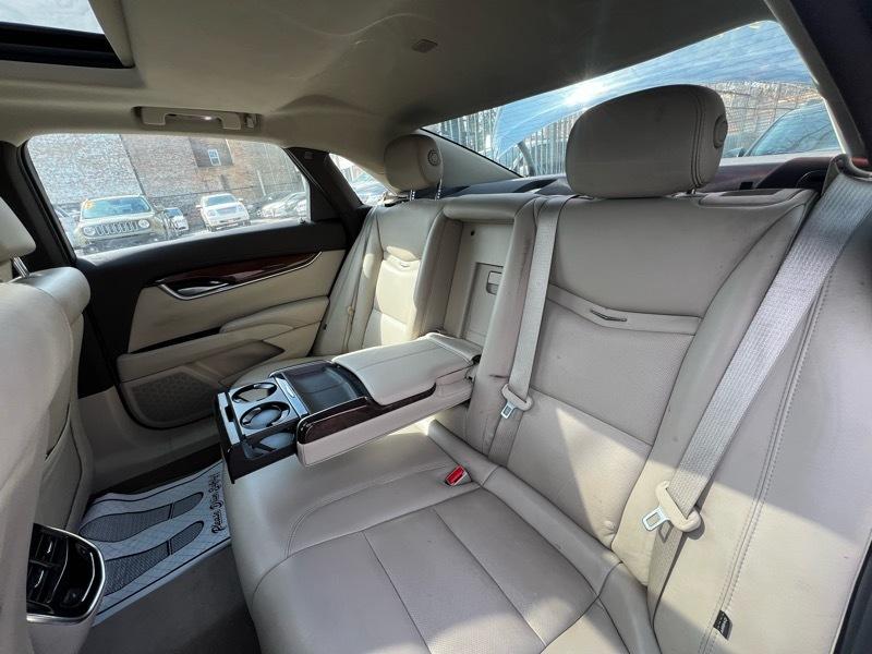 Cadillac XTS Luxury AWD 2014