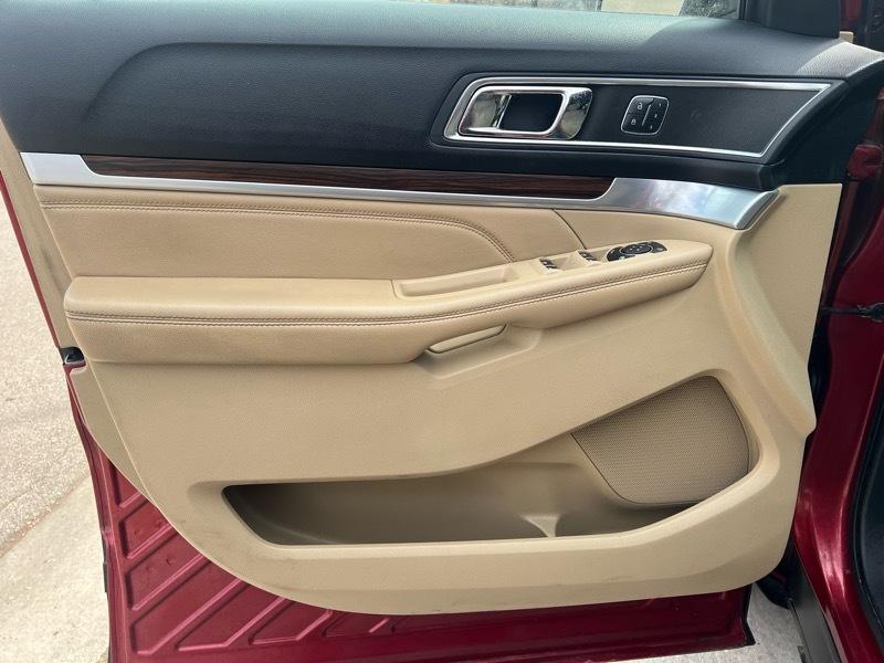 Ford Explorer Limited FWD 2016