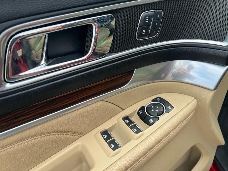 Ford Explorer Limited FWD 2016