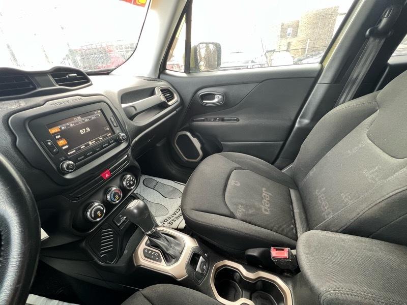 Jeep Renegade Latitude FWD 2015