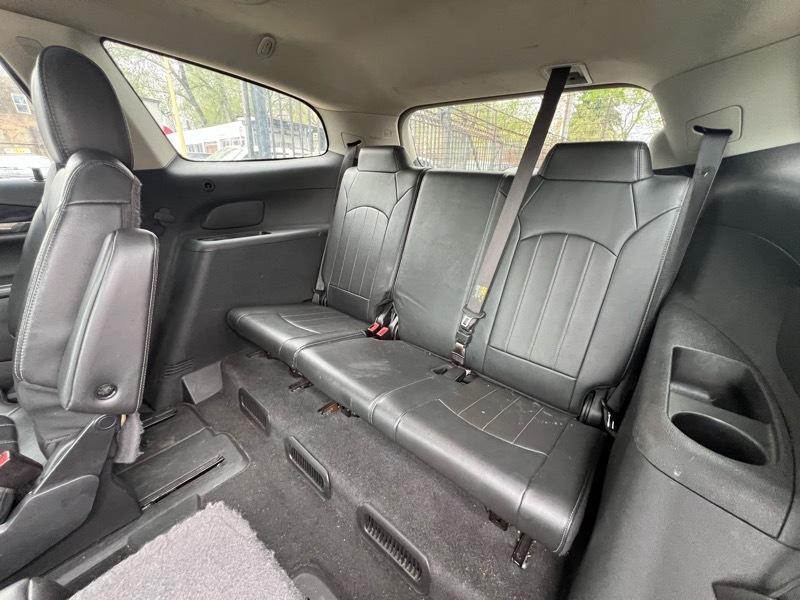 Buick Enclave Leather FWD 2016