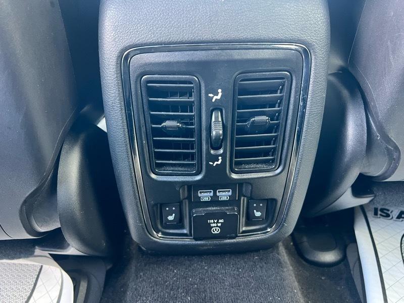 Jeep Grand Cherokee Limited 4WD 2015