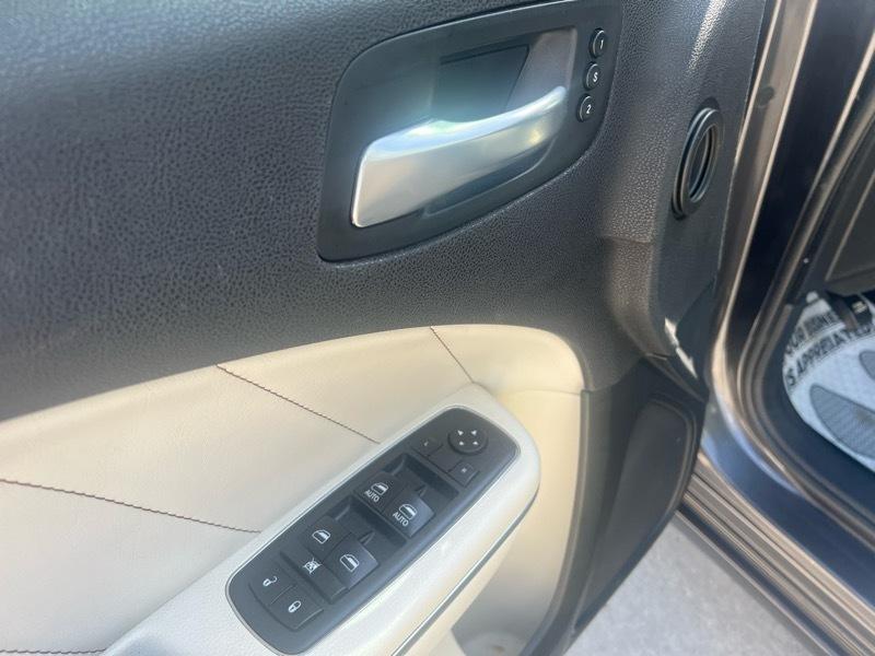 Dodge Charger SXT Plus 2018