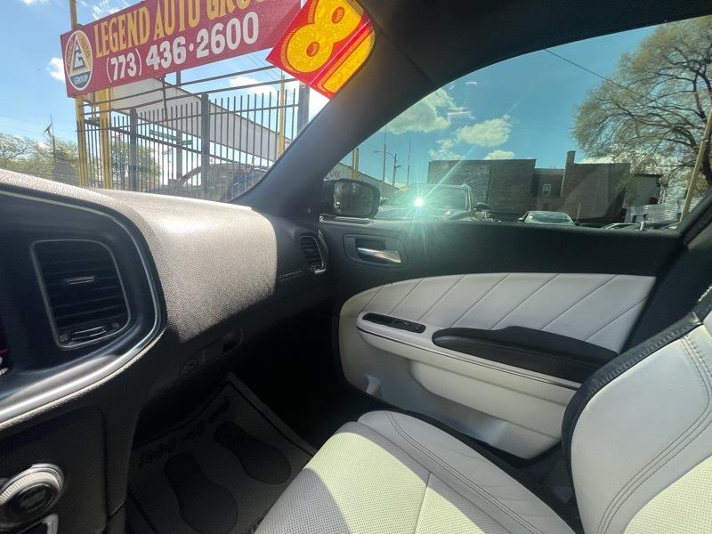 Dodge Charger SXT Plus 2018