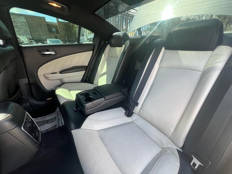 Dodge Charger SXT Plus 2018