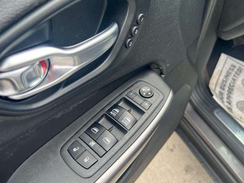 Jeep Cherokee Limited FWD 2019