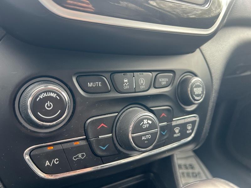 Jeep Cherokee Limited FWD 2019