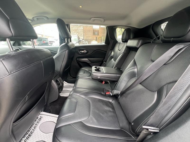 Jeep Cherokee Limited FWD 2019