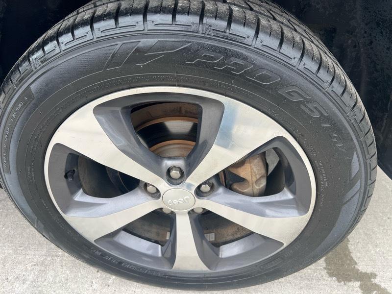 Jeep Cherokee Limited FWD 2019