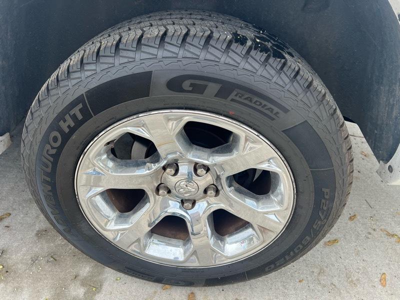 RAM 1500 Laramie Crew Cab SWB 4WD 2017